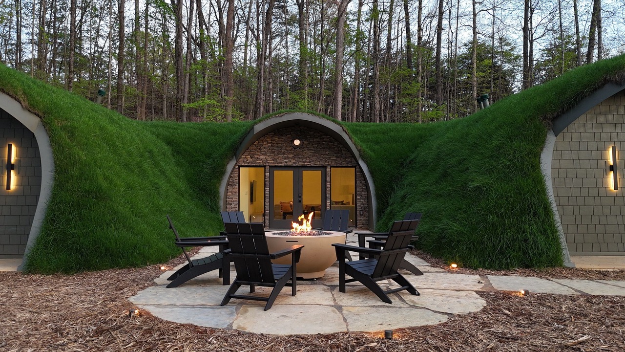 Photo of Outdoor in Ashley Oaks