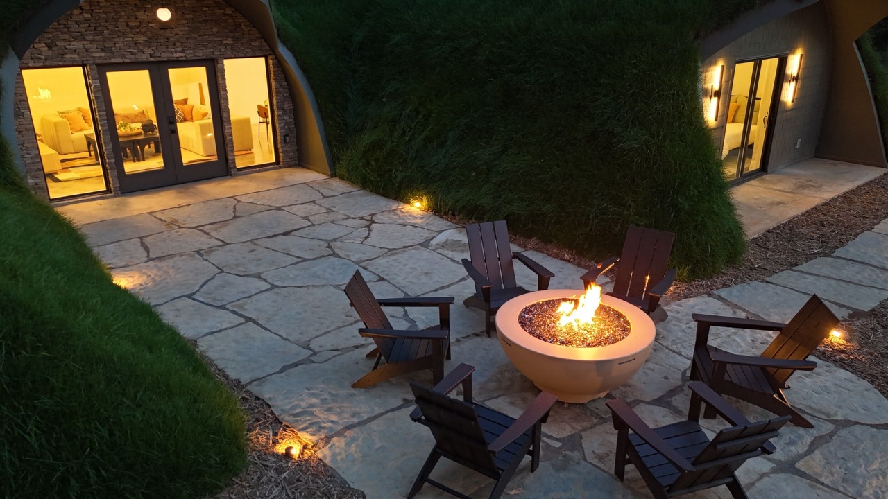Photo of Outdoor in Ashley Oaks