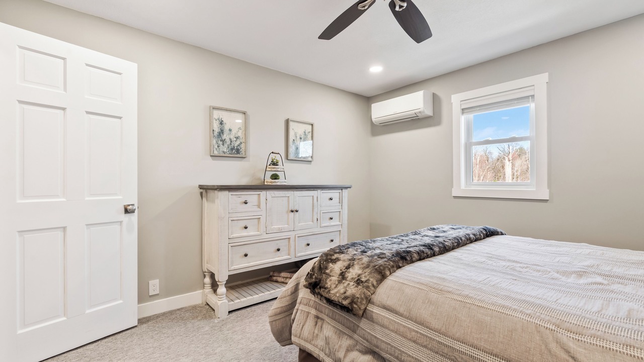 Photo of Bedroom in Brainerd