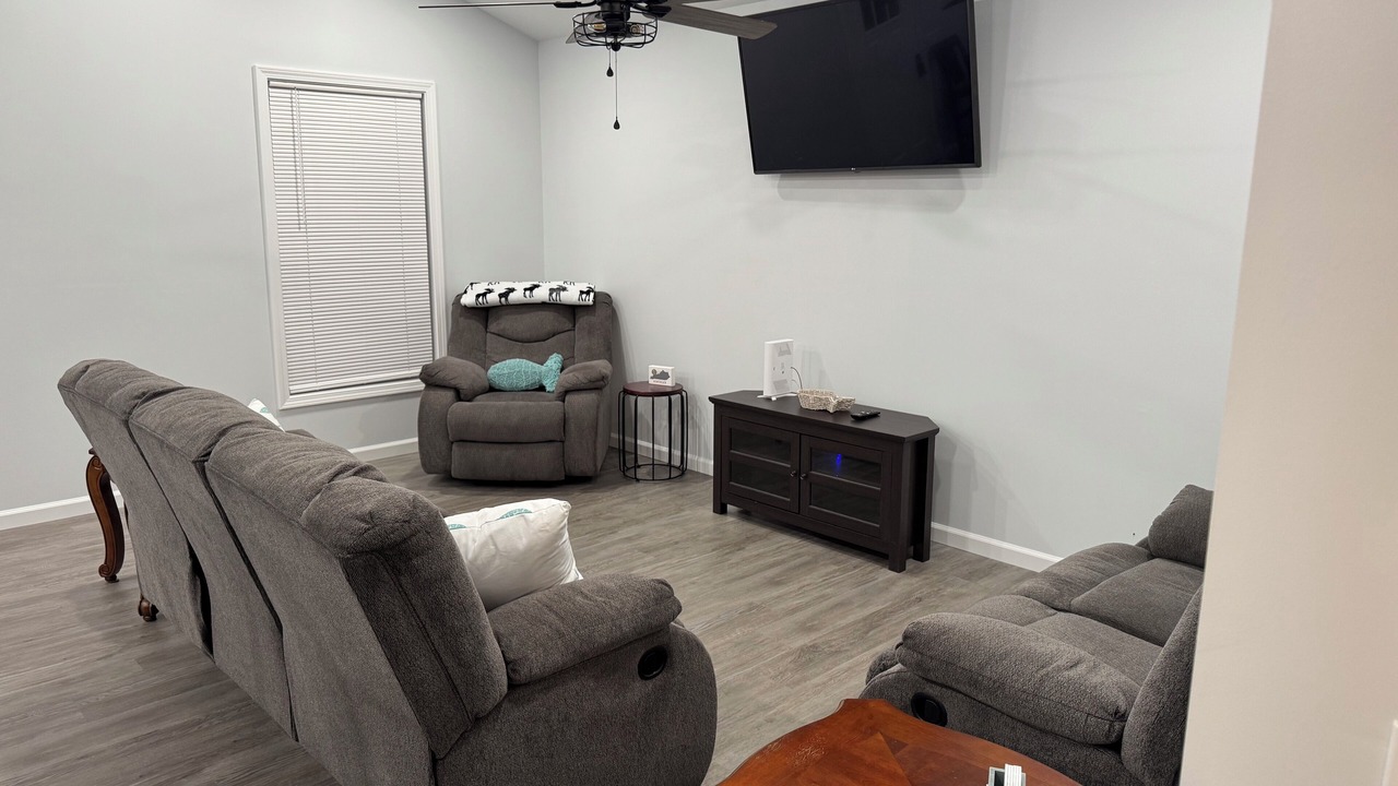 Photo of Livingroom in Benton