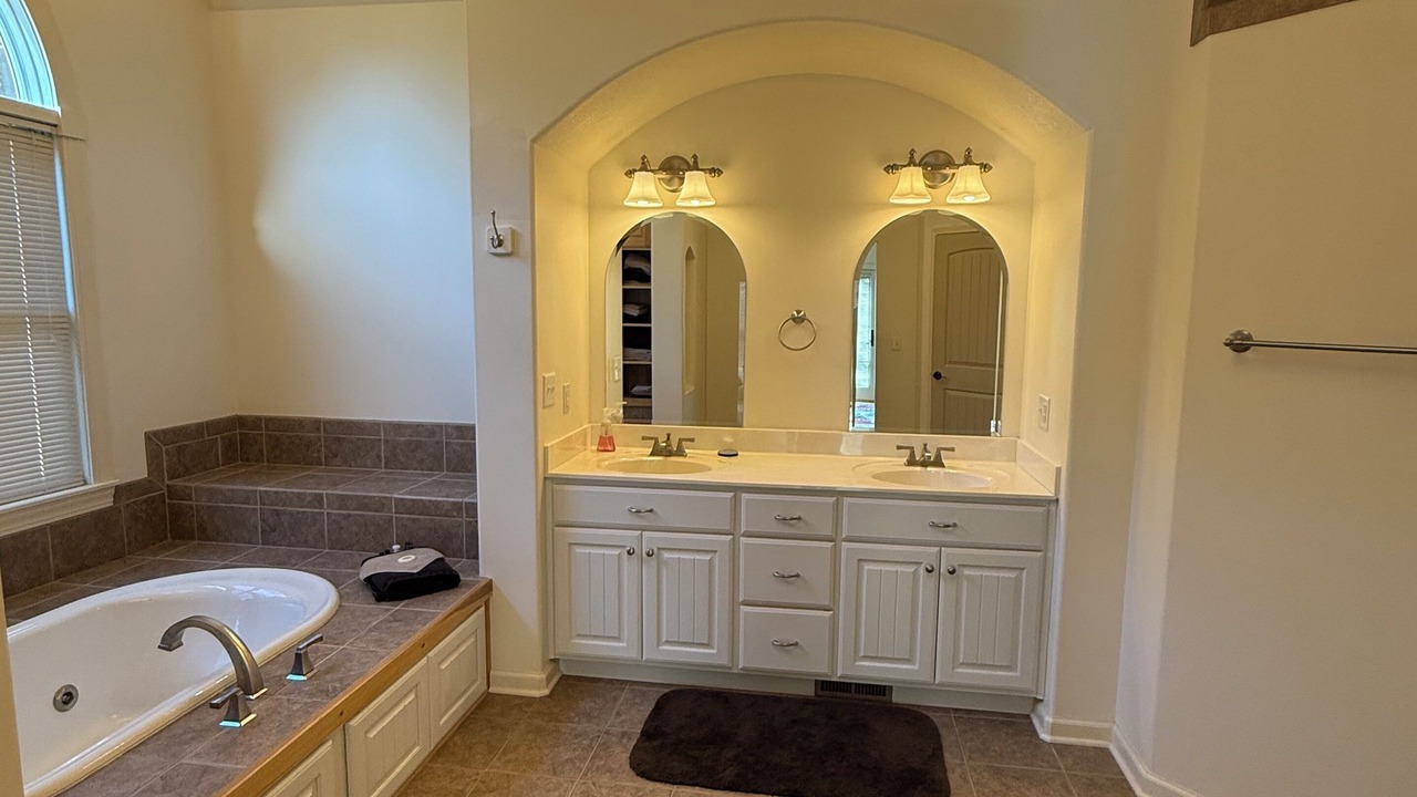 Photo of Bathroom in Eminence