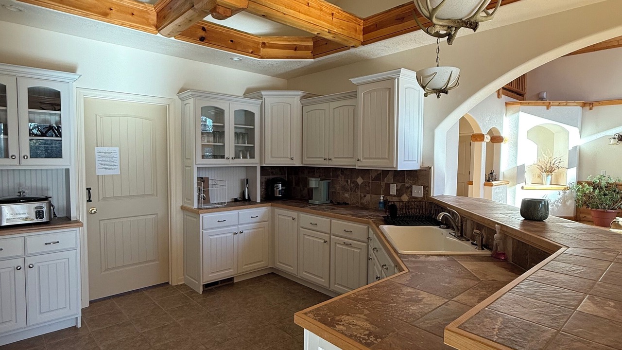 Photo of Kitchen in Eminence