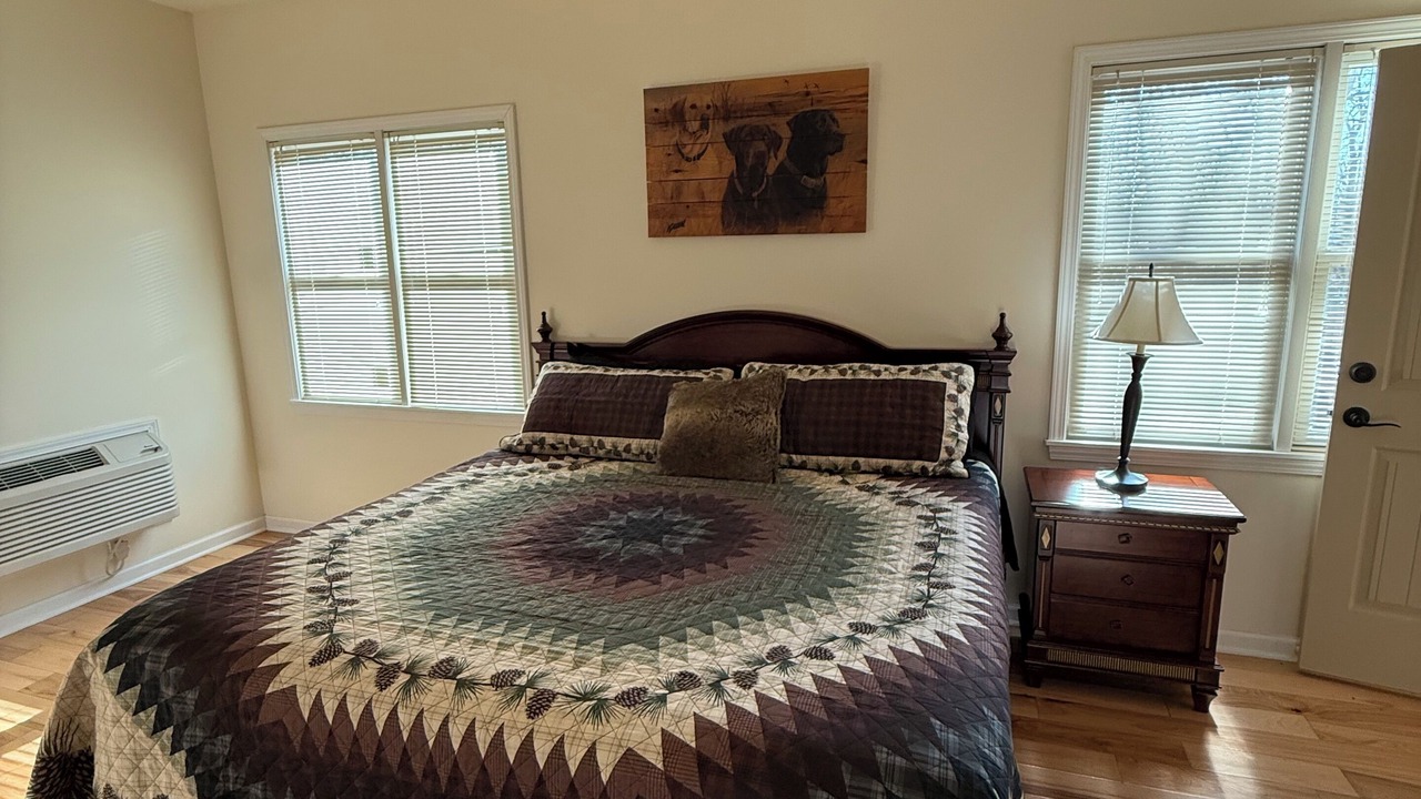 Photo of Bedroom in Eminence