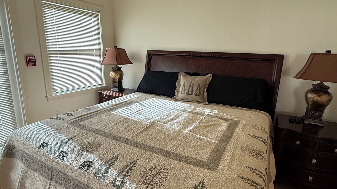 Photo of Bedroom in Eminence