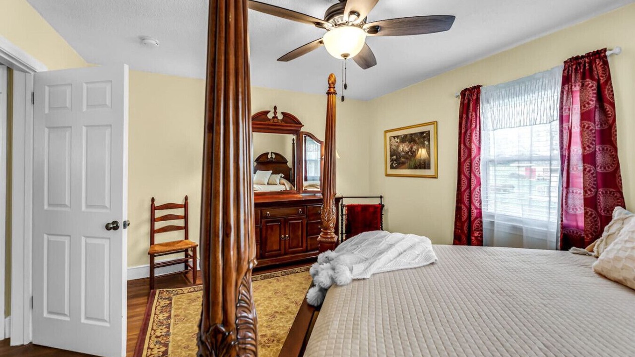 Photo of Bedroom in Greensboro