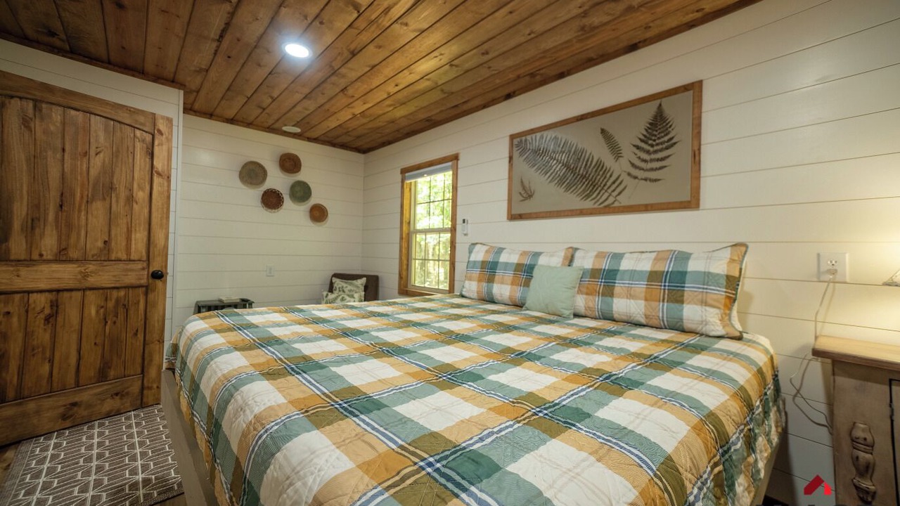 Photo of Bedroom in Fort Payne