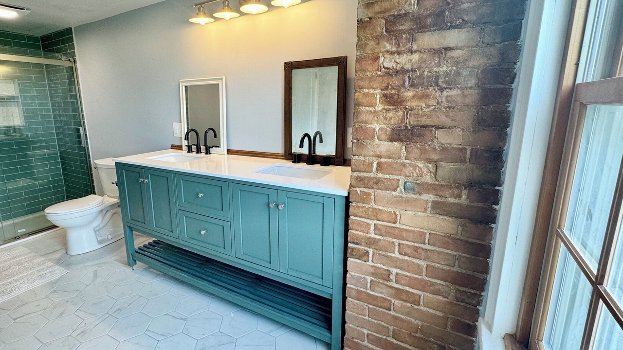 Photo of Bathroom in Town of Aurelius