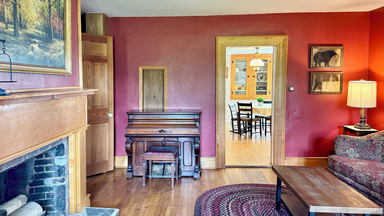 Photo of Livingroom in Town of Aurelius