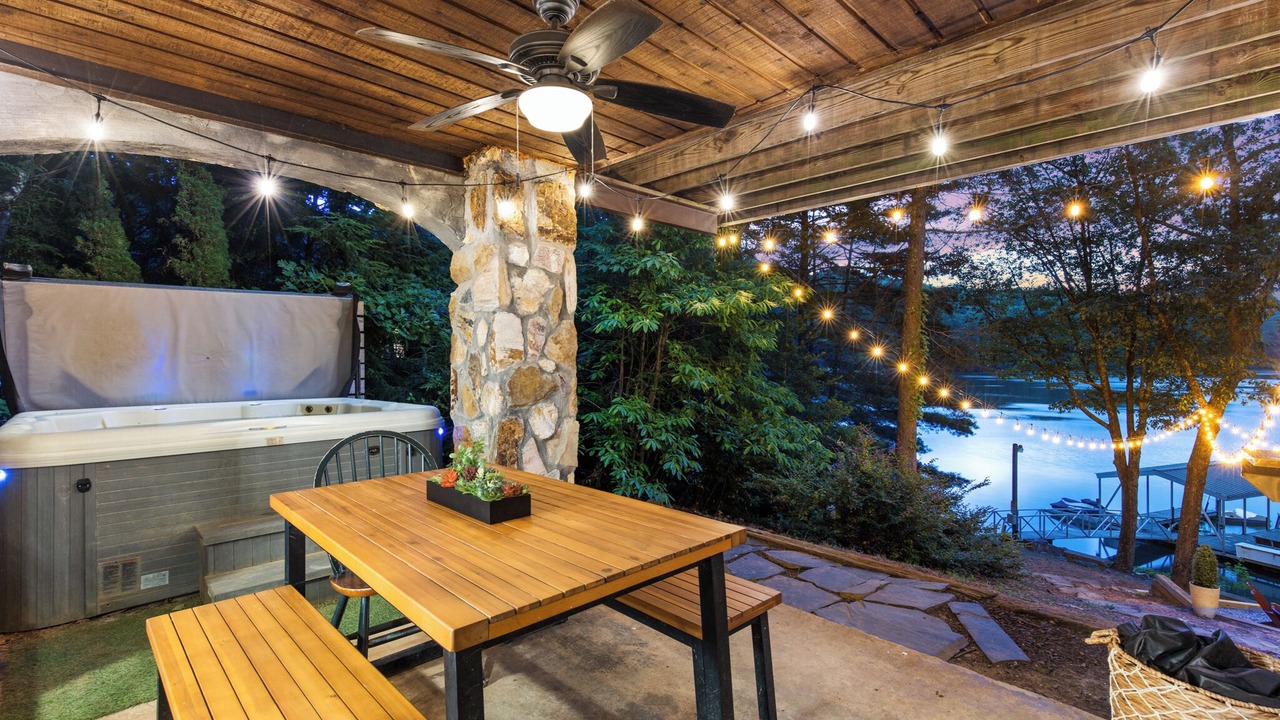 Photo of Outdoor in Morganton