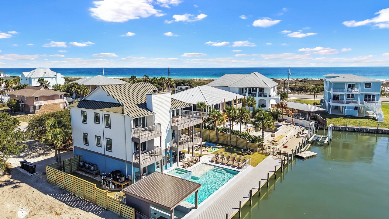 Photo of Outdoor in Perdido Key Coves One