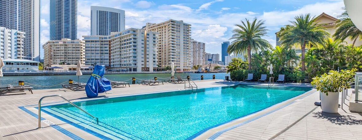 Photo of Outdoor in Hallandale Beach