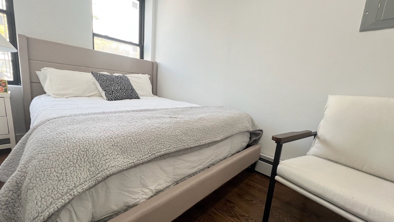 Photo of Bedroom in Bowery