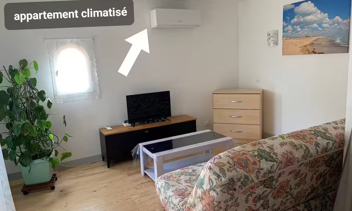 Photo of Livingroom in Le Val
