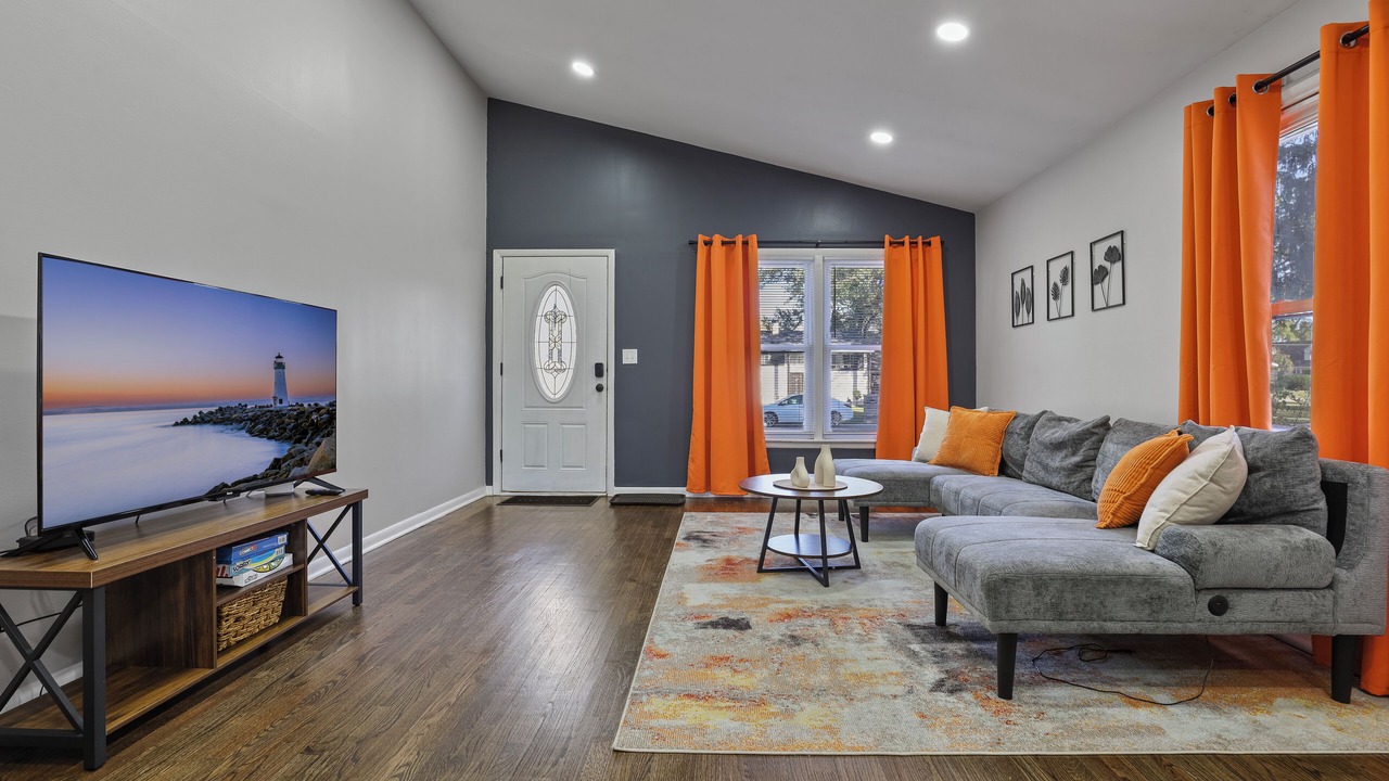Photo of Livingroom in Montgomery