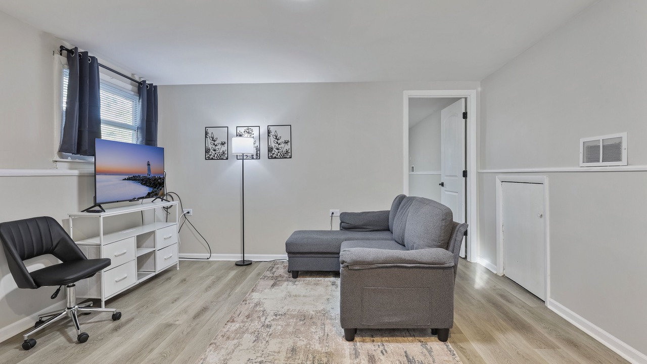 Photo of Livingroom in Montgomery