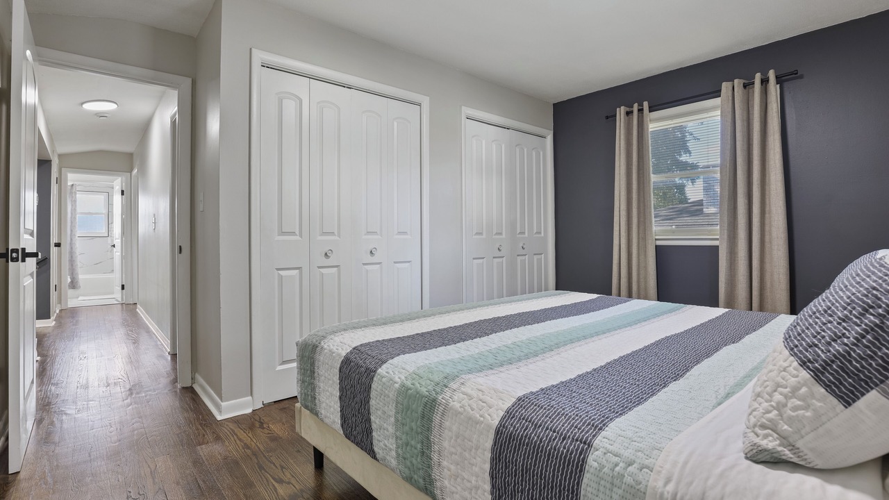 Photo of Bedroom in Montgomery
