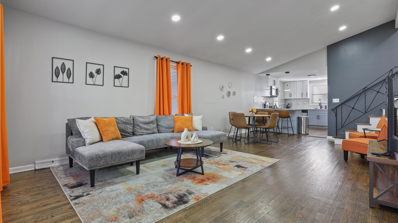 Photo of Livingroom in Montgomery