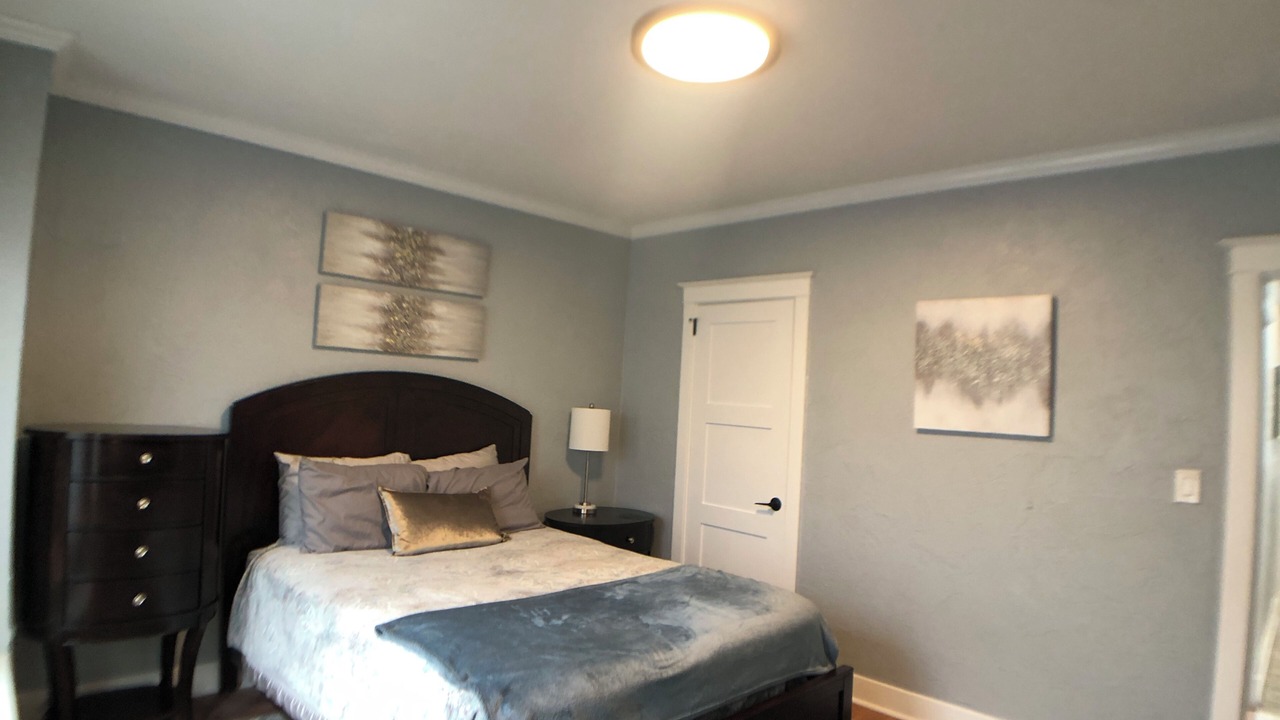 Photo of Bedroom in Point Breeze North