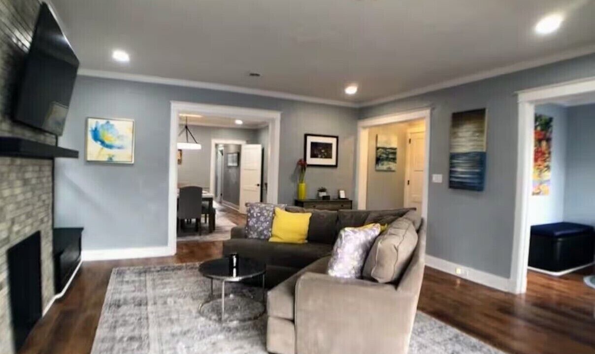 Photo of Livingroom in Point Breeze North