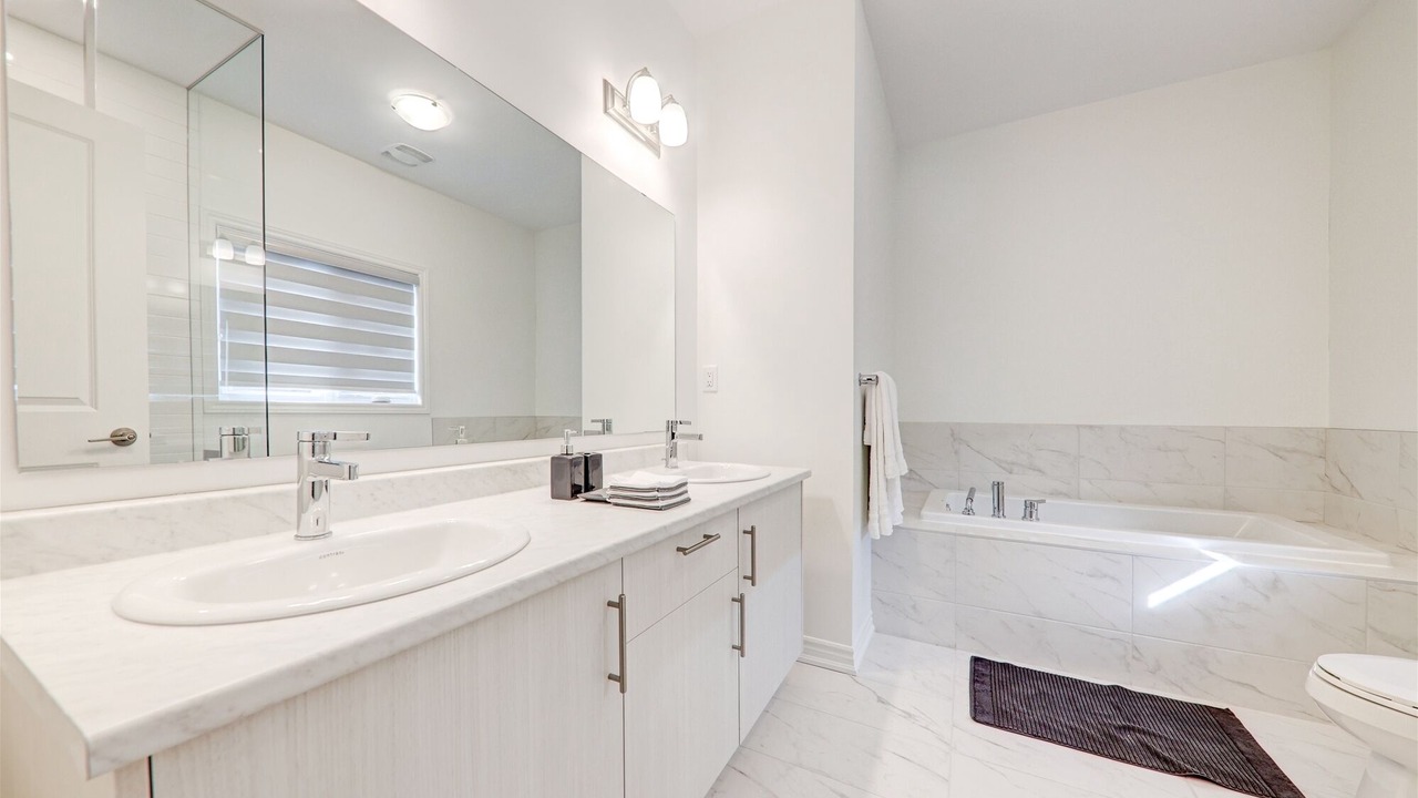 Photo of Bathroom in Barrie
