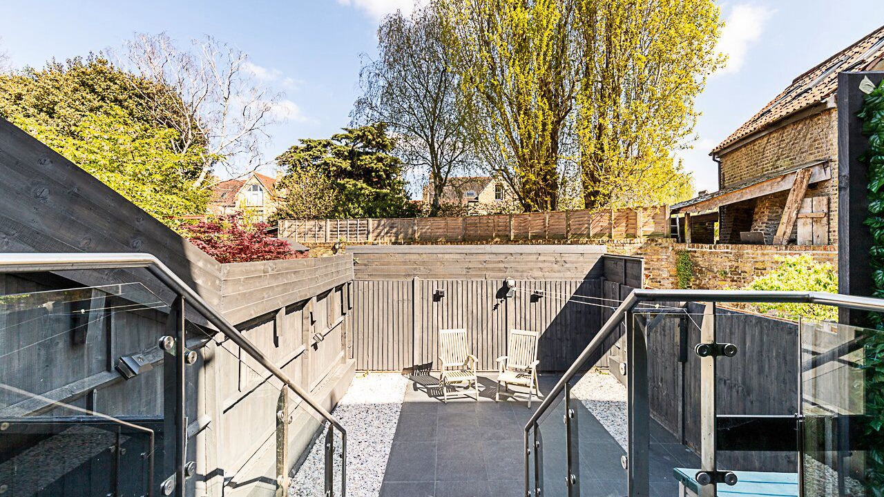 Photo of Outdoor in Ealing Common