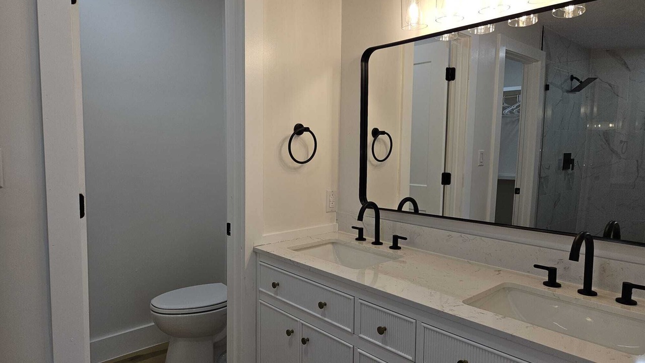 Photo of Bathroom in Kempwood