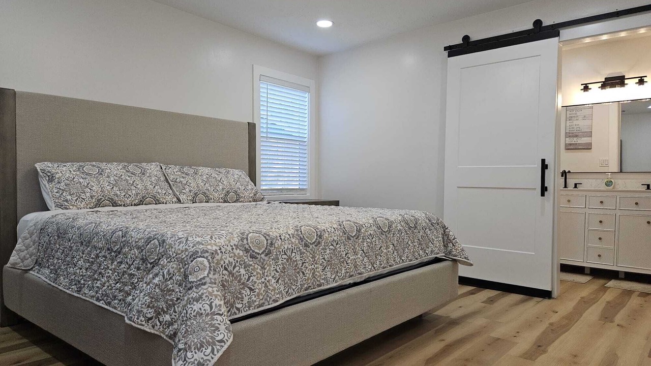 Photo of Bedroom in Kempwood