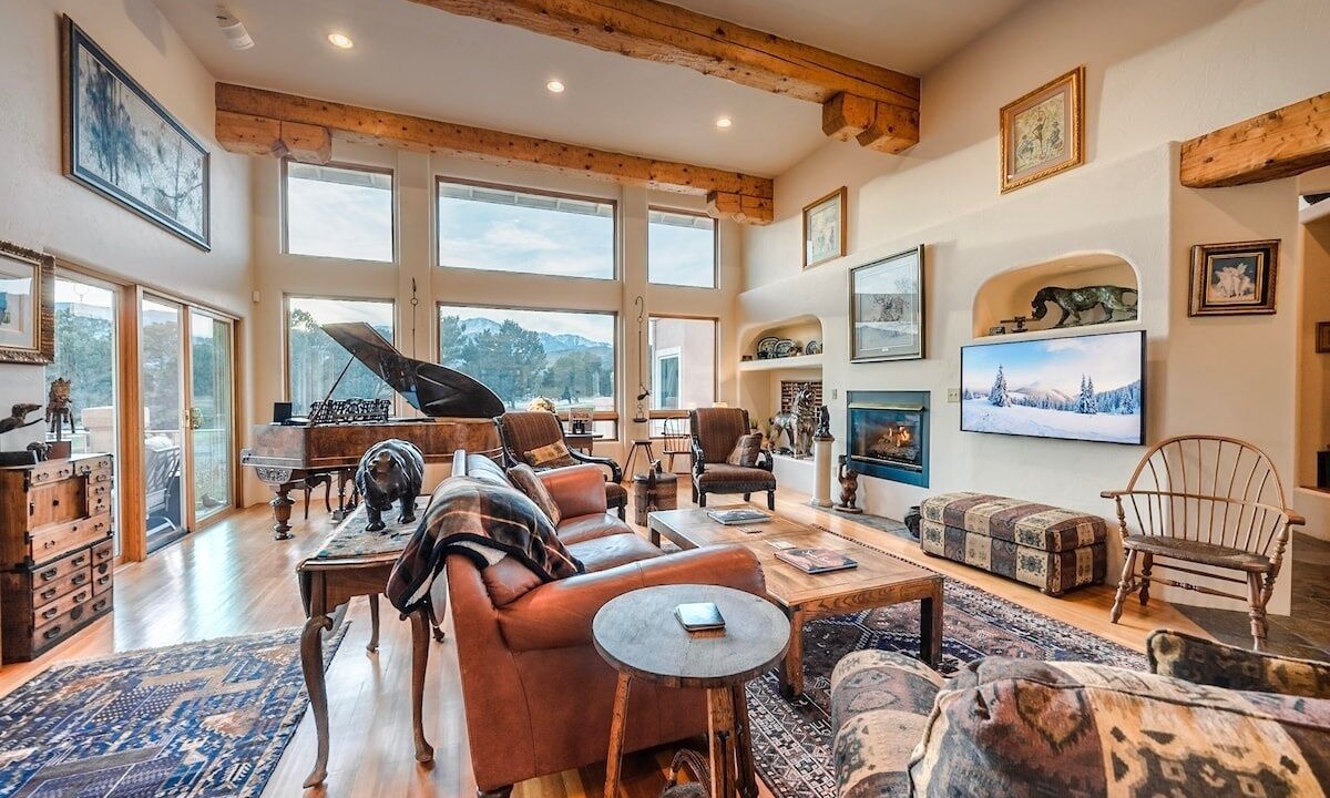 Photo of Livingroom in Kissing Camels