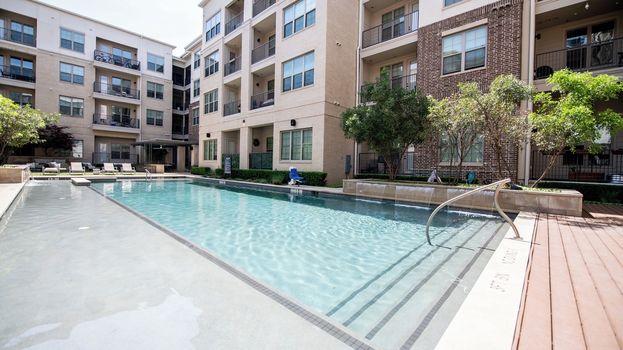 Photo of Outdoor in Addison