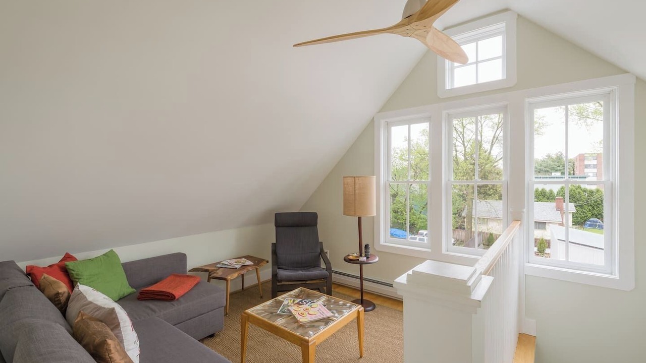 Photo of Livingroom in Old North End