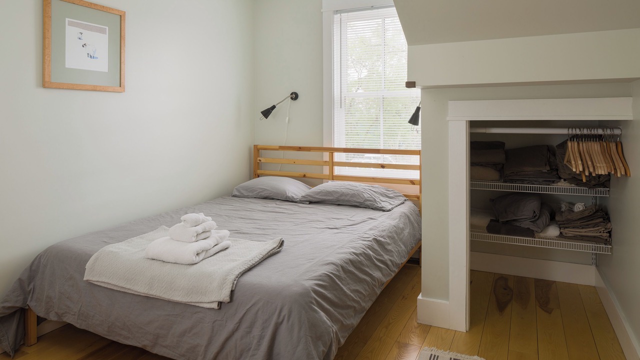 Photo of Bedroom in Old North End