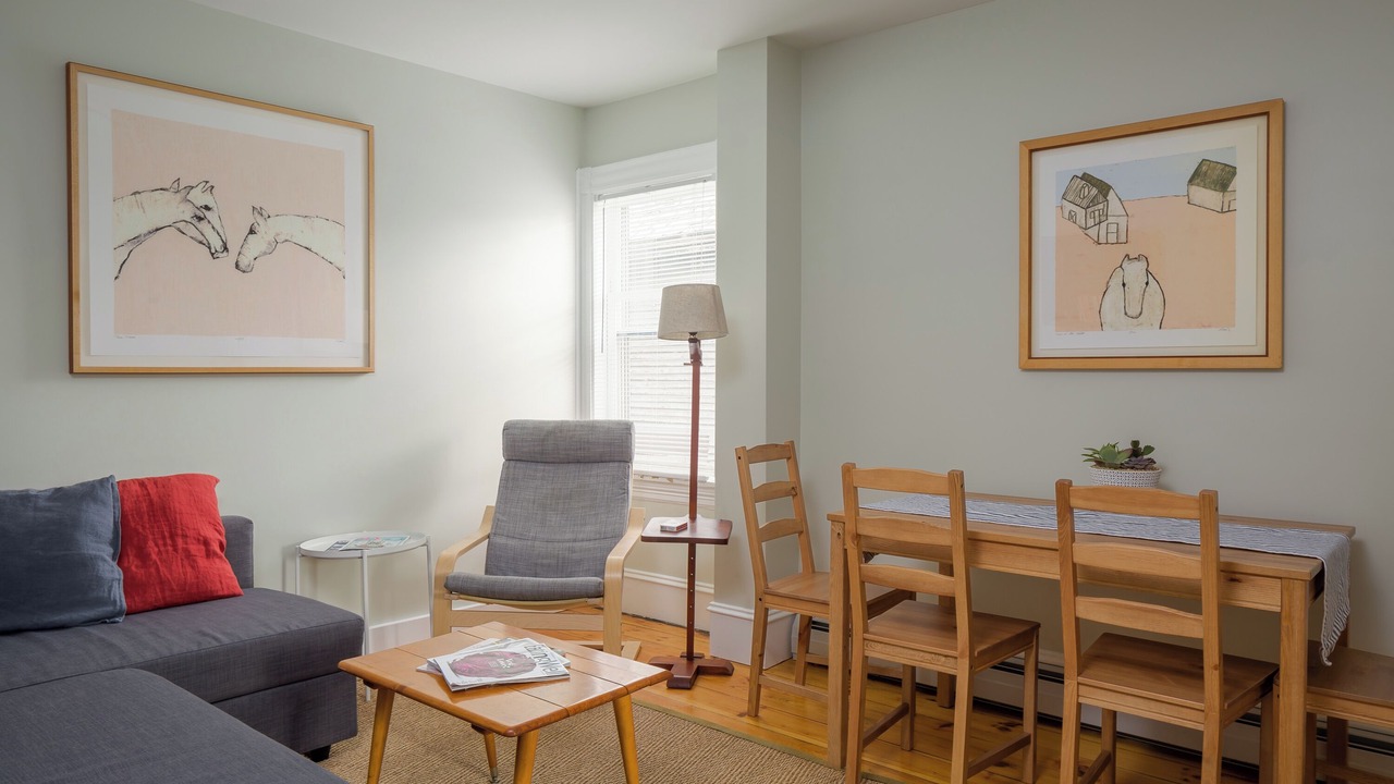 Photo of Livingroom in Old North End