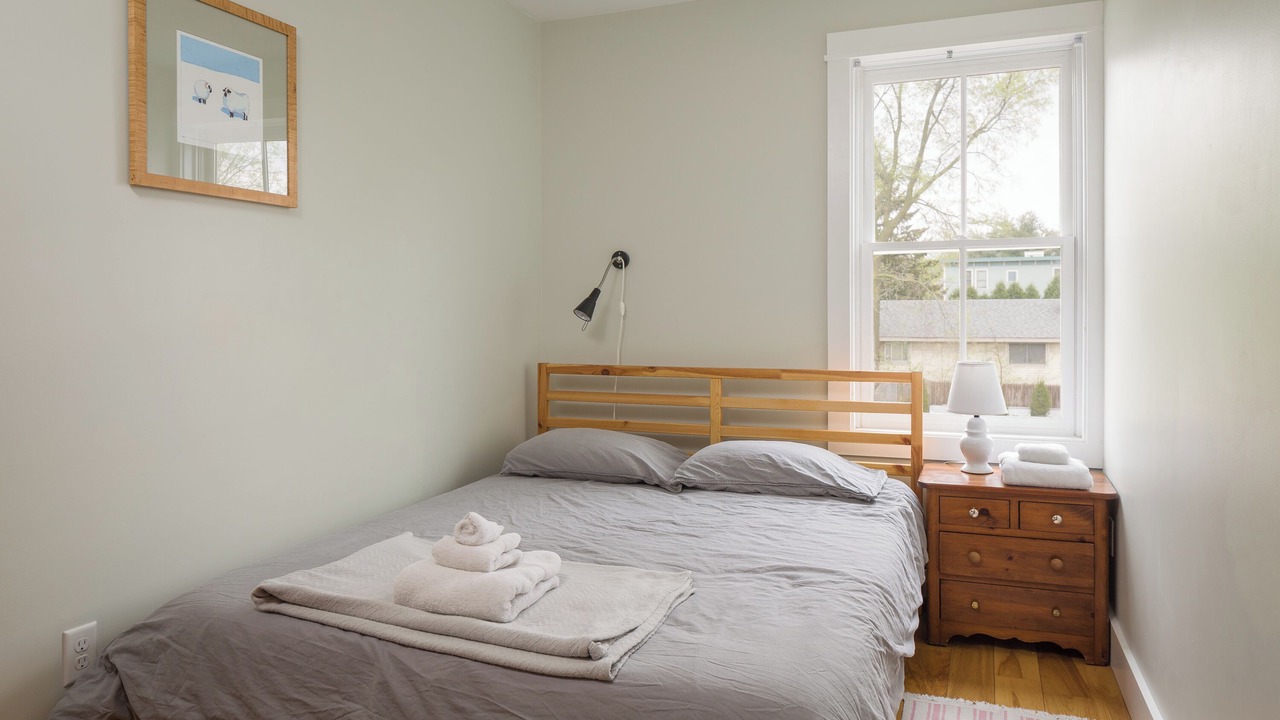 Photo of Bedroom in Old North End