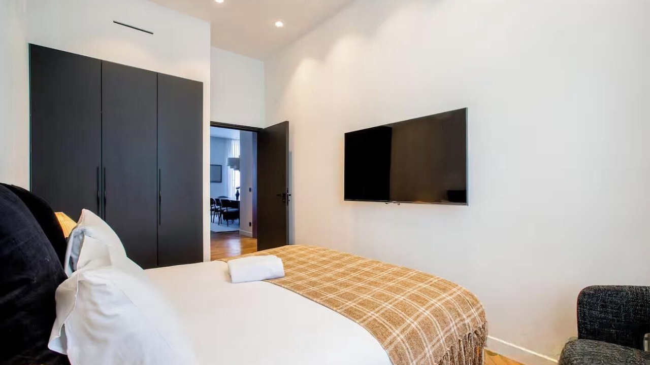 Photo of Bedroom in Faubourg-du-Roule