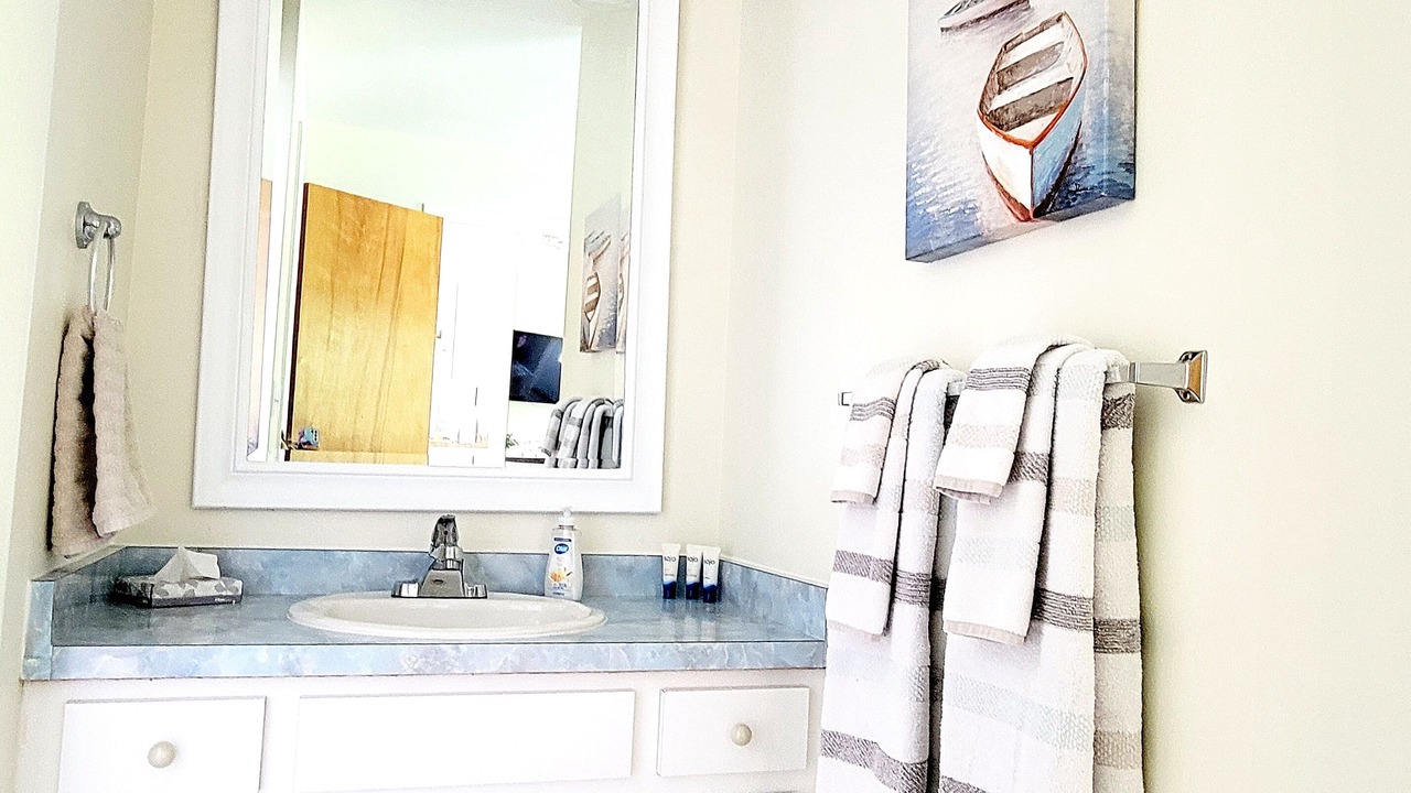 Photo of Bathroom in Englewood East