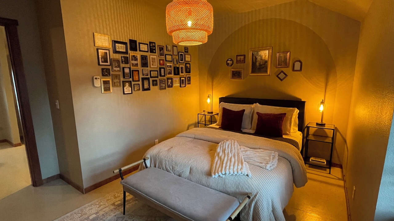 Photo of Bedroom in Warren