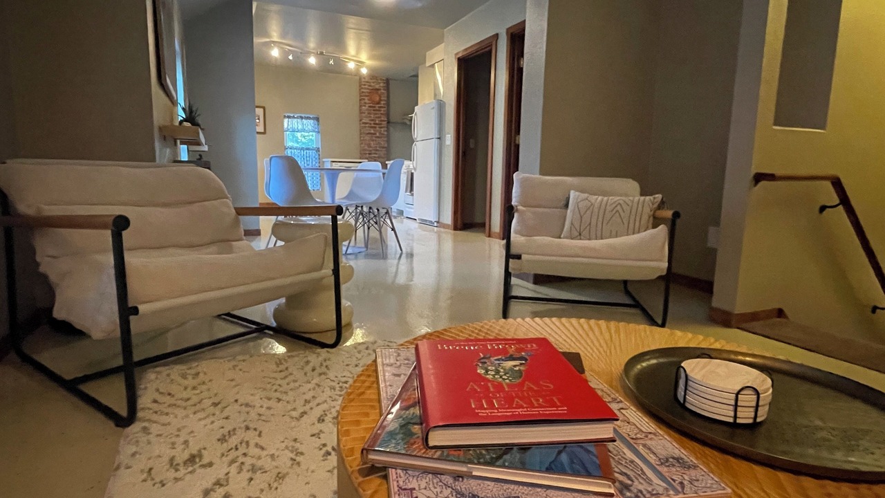 Photo of Livingroom in Warren