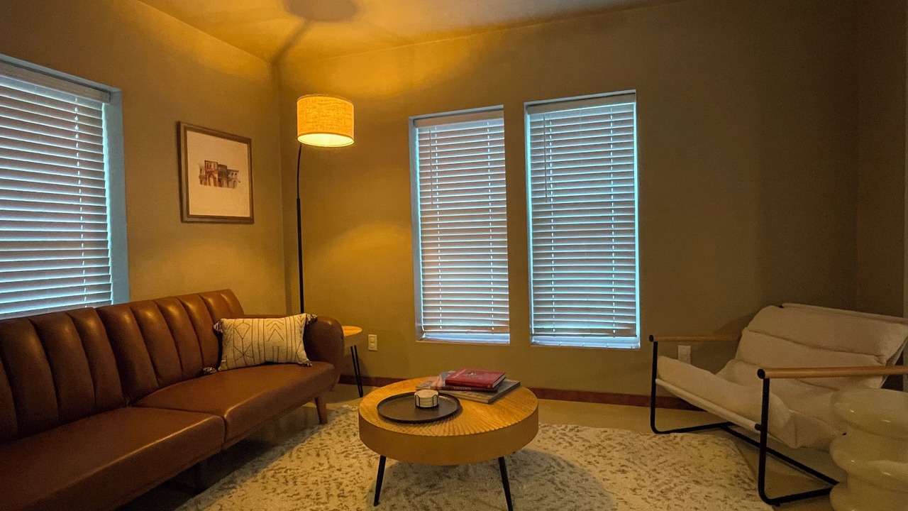 Photo of Livingroom in Warren