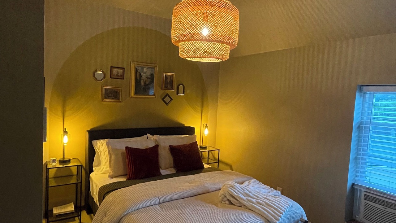 Photo of Bedroom in Warren