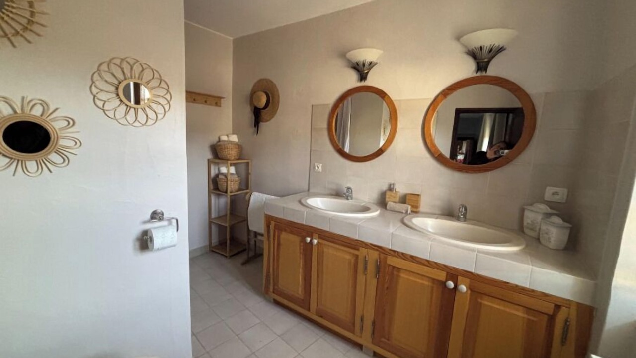 Photo of Bathroom in Serviers-et-Labaume