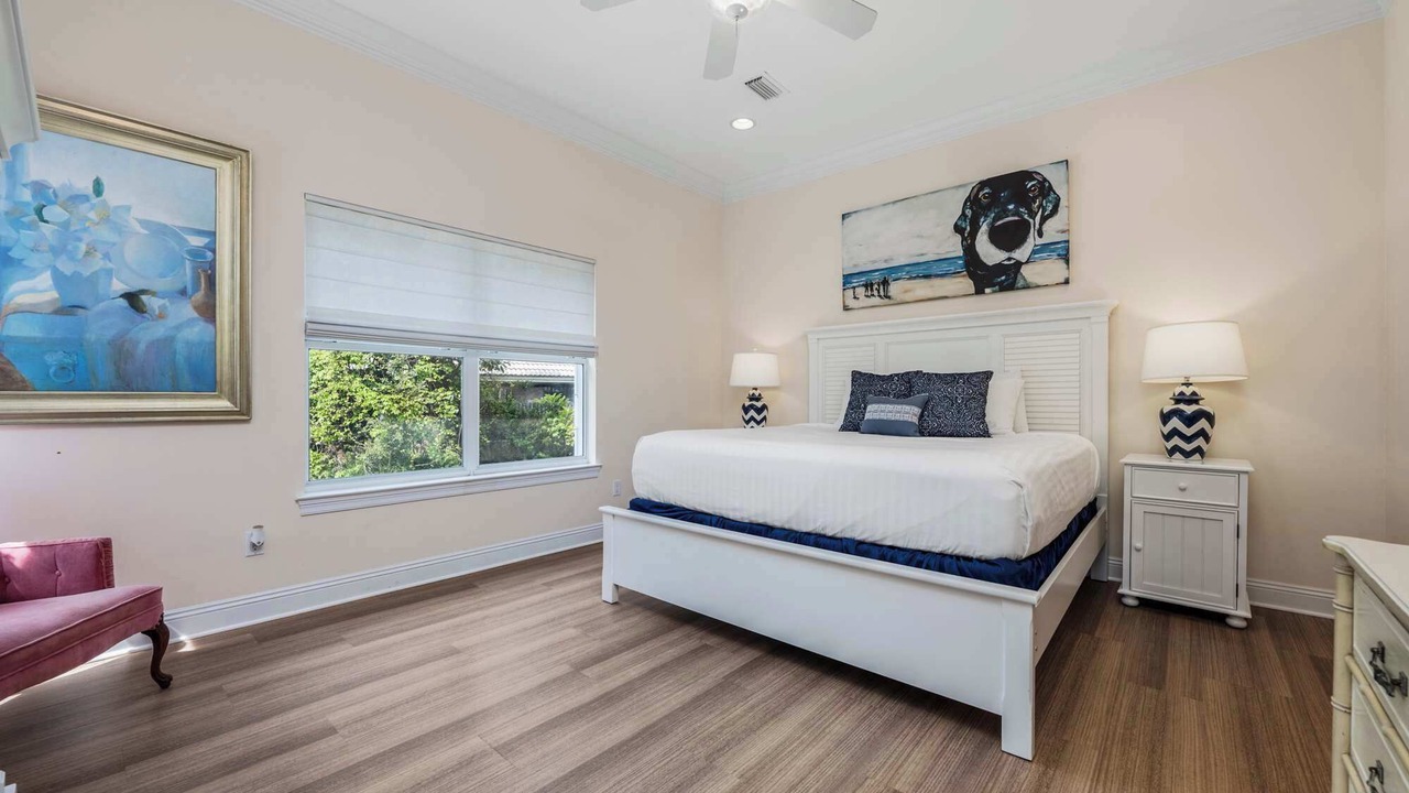 Photo of Others in Avalon Beach Estates