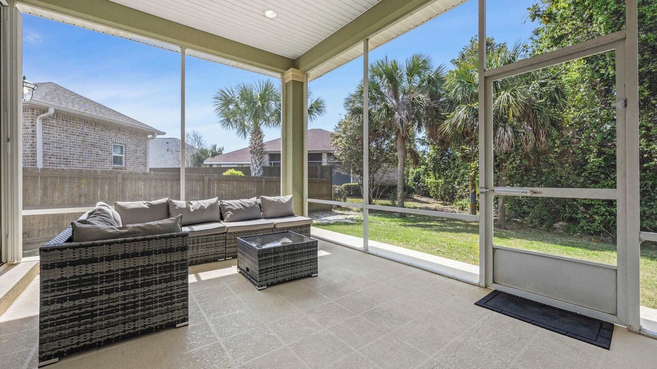 Photo of Outdoor in Avalon Beach Estates