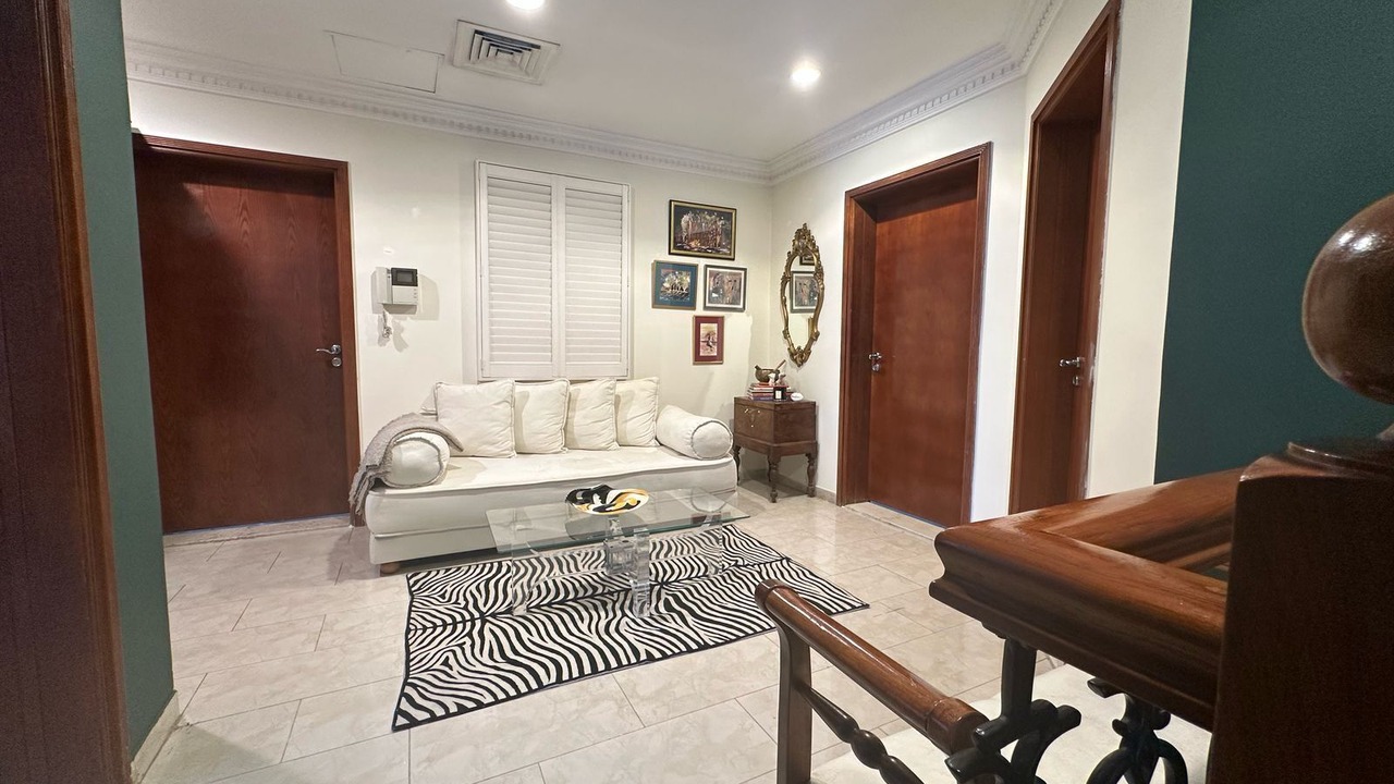 Photo of Livingroom in Umm Suqeim 3