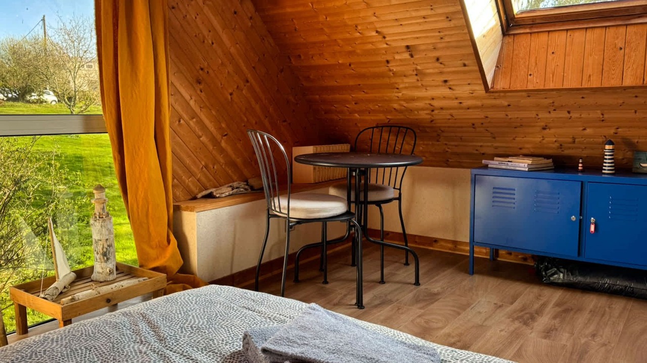 Photo of Bedroom in Plougasnou