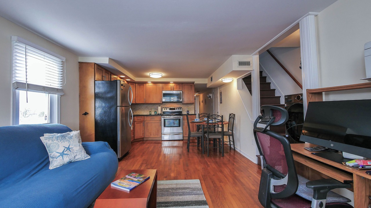 Photo of Livingroom in Margate City