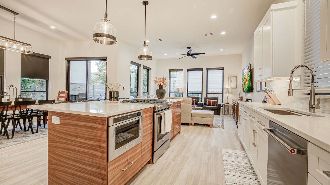 Photo of Kitchen in Mahncke Park
