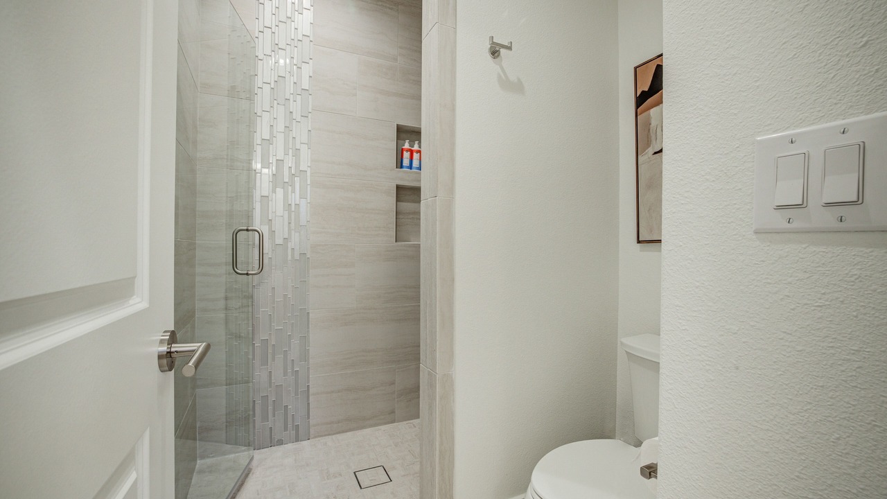 Photo of Bathroom in Mahncke Park