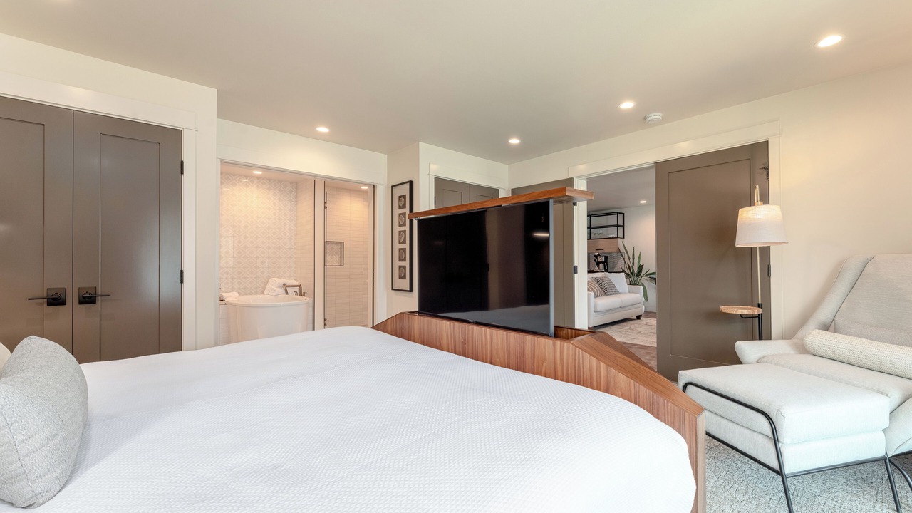 Photo of Bedroom in Wapato Point