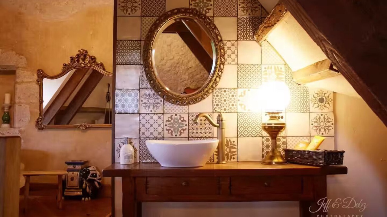 Photo of Bathroom in Monmadales
