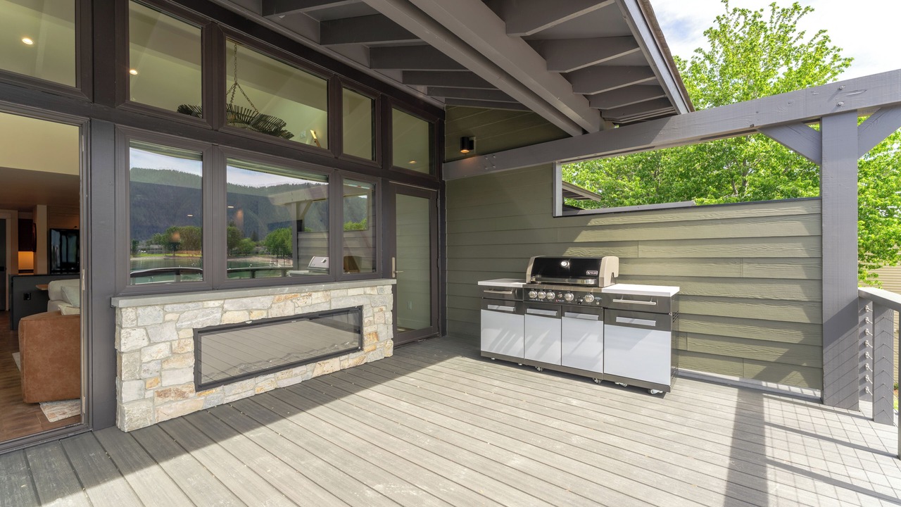 Photo of Patio Balcony in Wapato Point